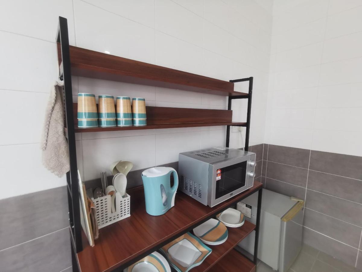 Oyo Homes 90524 D'J Pegaso Serom Homestay Muar Luaran gambar
