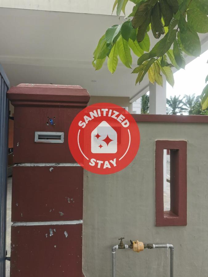 Oyo Homes 90524 D'J Pegaso Serom Homestay Muar Luaran gambar