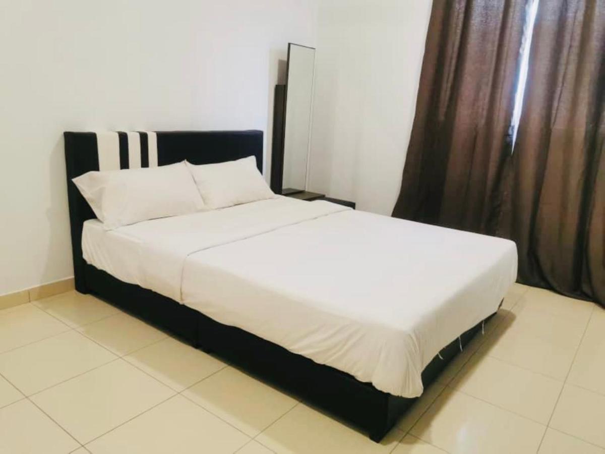 Oyo Homes 90524 D'J Pegaso Serom Homestay Muar Luaran gambar