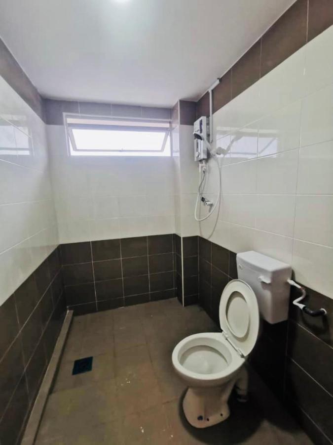 Oyo Homes 90524 D'J Pegaso Serom Homestay Muar Luaran gambar